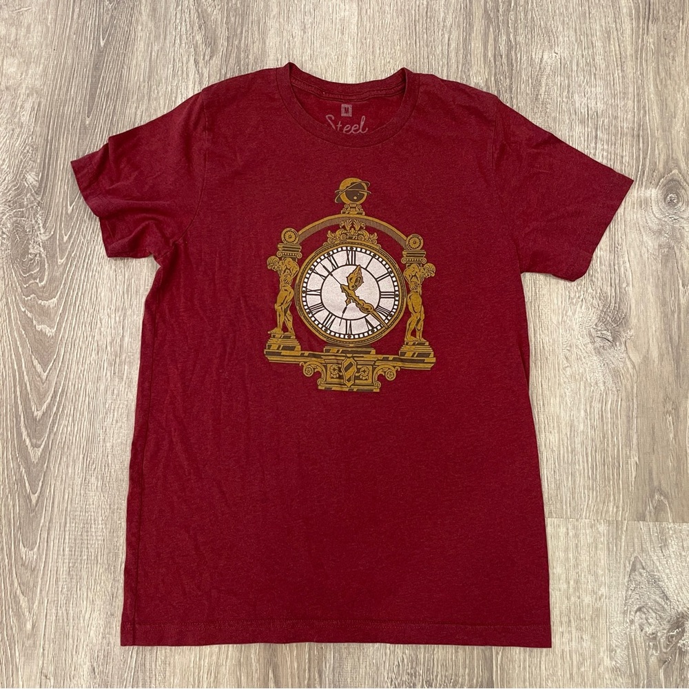 Steel City - Pittsburgh Clock Statues - Maroon T Shirt Medium